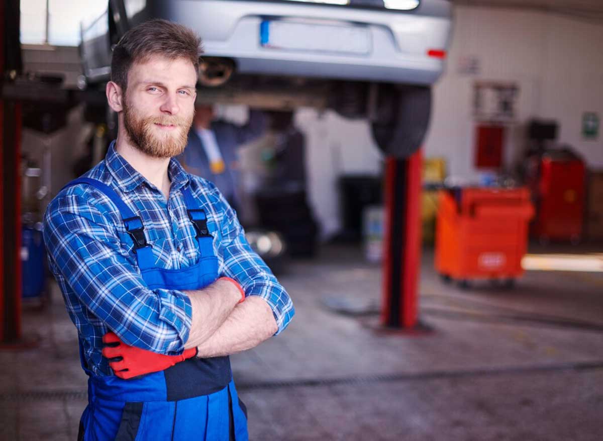 Слесарь по эксплуатации и ремонту газового оборудования: кто это, что делает